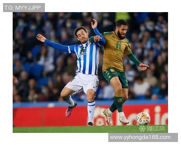 西甲激战：那不勒斯逆转波尔图红牌争议引发全场热议