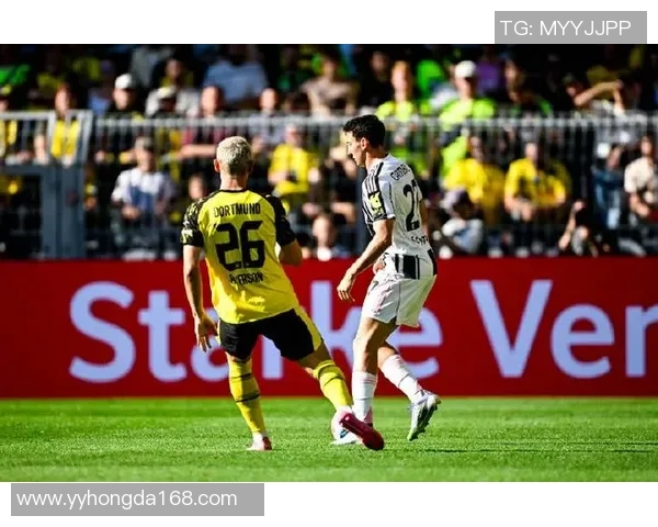西甲赛场惊现冷门多特蒙德大胜尤文图斯引发全场轰动