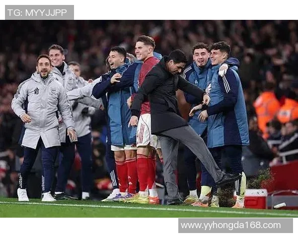 中超赛场惊现冷门莱比锡与尤文图斯战成平局乌龙球引发全场热议