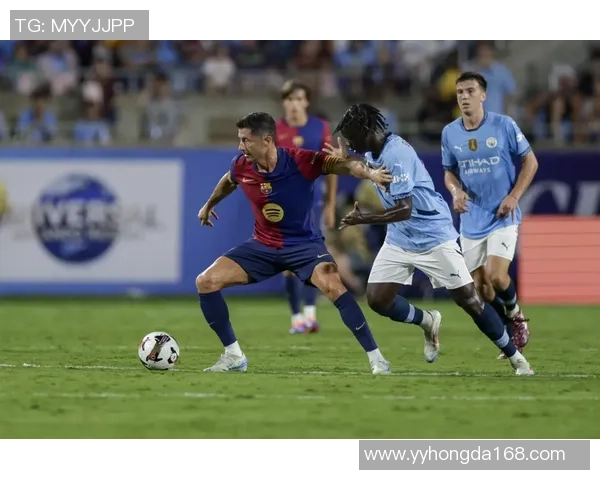 英超经典对决巴萨与曼城战成平局神奇扑救成焦点引发全场热议