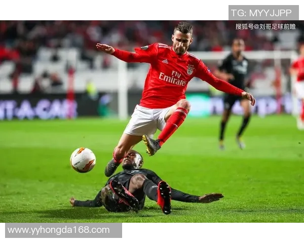 西甲精彩对决本菲卡大胜尤文图斯全场沸腾瞬间回顾