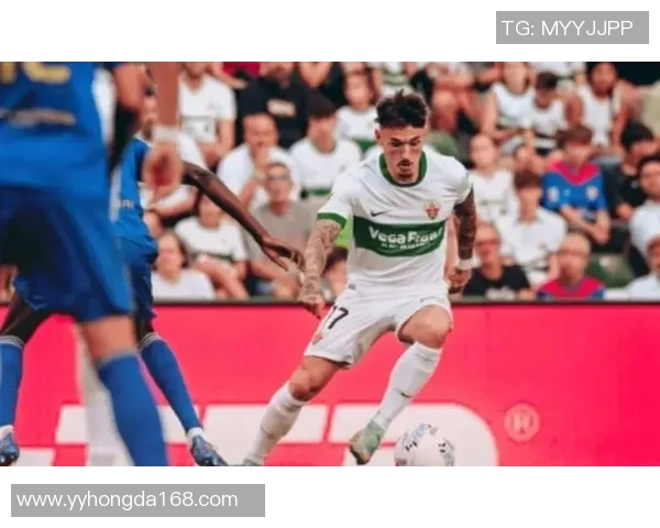 世界杯激战皇马与马竞平局绝杀瞬间引发争议判罚全场沸腾