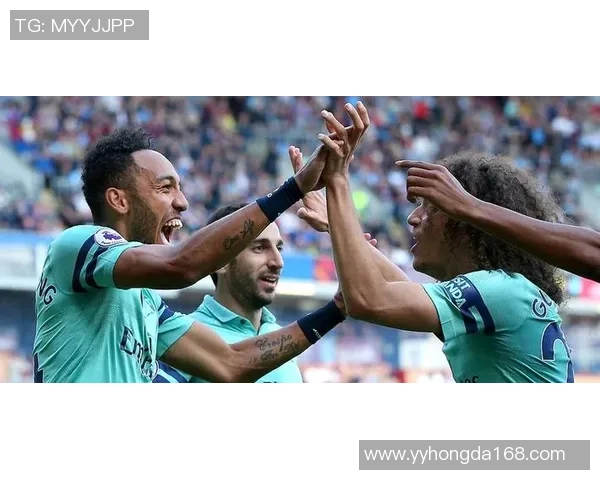 英超激战阿森纳与热刺握手言和精彩瞬间引发全场沸腾