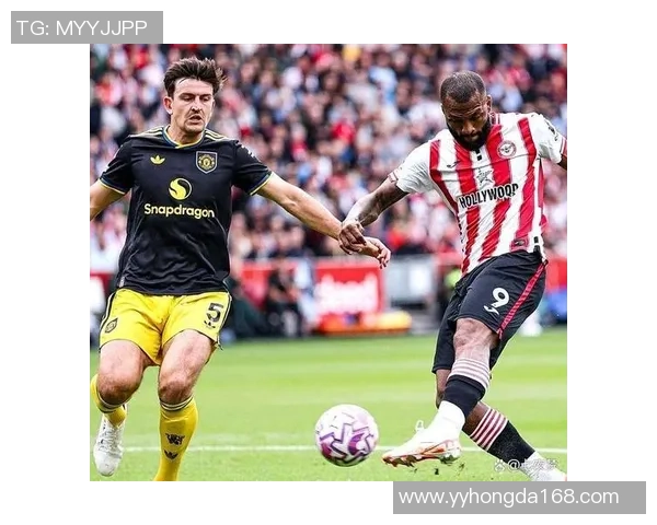 英超精彩对决那不勒斯大胜利物浦帽子戏法引发争议判罚热议