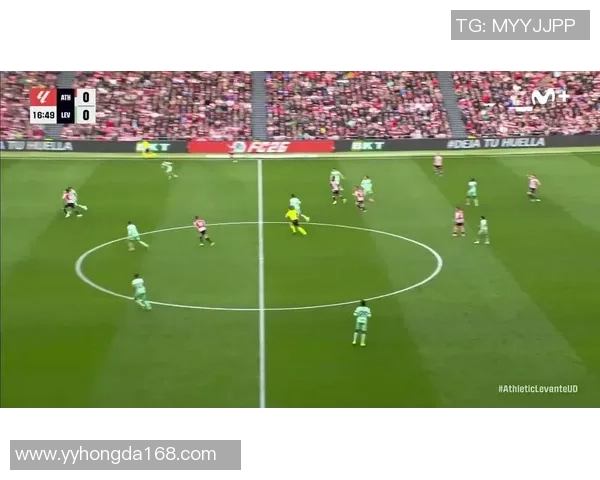 西甲激战：里昂绝杀拜仁引发争议判罚全场沸腾